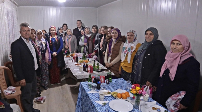 Başkan Dutlulu Aşağıdolma mahalle kadınlarından büyük ilgi