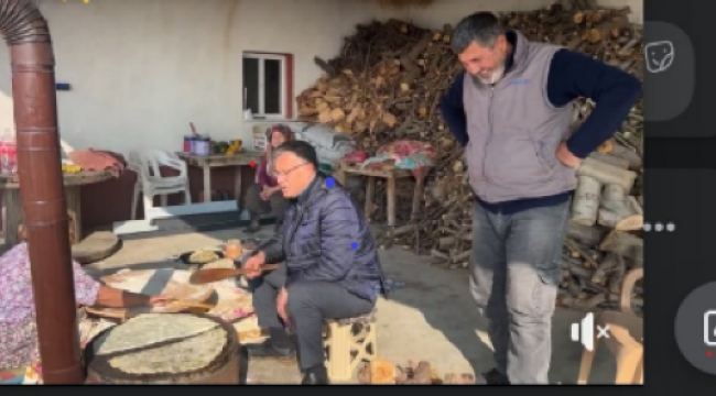 Başkan Öküzcüoğlu gözleme pişirdi