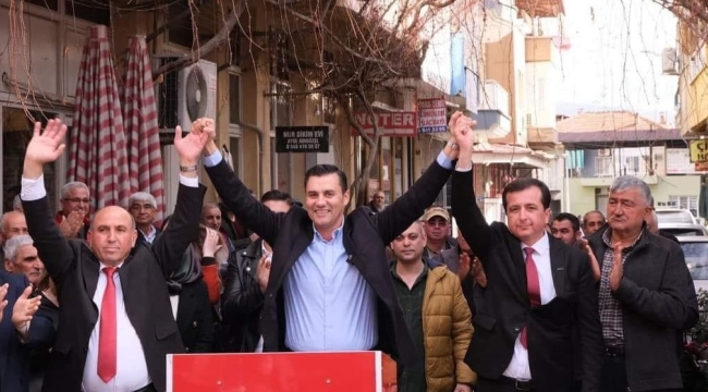 Başkanlara Sarıgöl'de vatandaş sevgisi