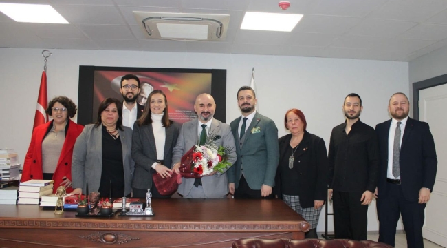 CHP başkan adayı Durbay baroyu ziyaret etti