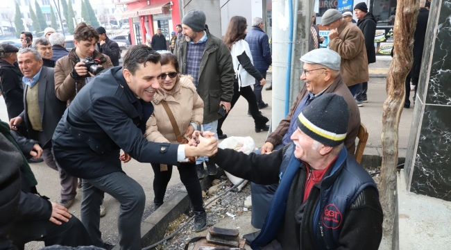 CHP'li başkan adayı Zeyrek' su 1 lira, ekmek 5 lira sözü'