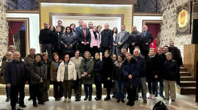 CHP'liler Uğur Mumcu ve demokrasi şehitlerini andı 