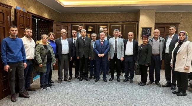 CHP Soma başkan adayı Okur belediye başkanı Tulup'u ziyaret etti