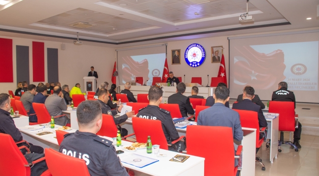 Emniyette 2023 yılı değerlendirme toplantısı
