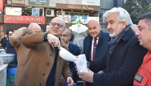 Hızlı ve Ergün lokma dağıttı