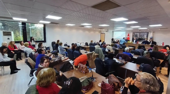 Kadınlardan başkanı terleten zor sorular