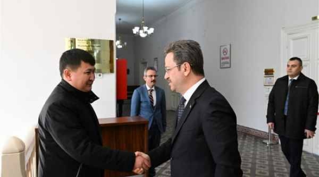 Kazakistan 'nın İstanbul konsolosu Manisa'da