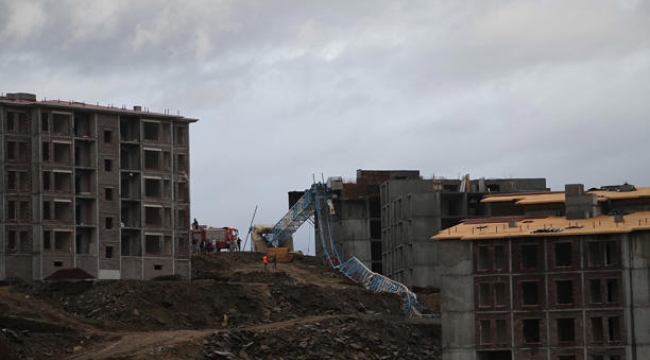 Kula TOKİ konutların meydana gelen vinç kazasından yeni görüntüler