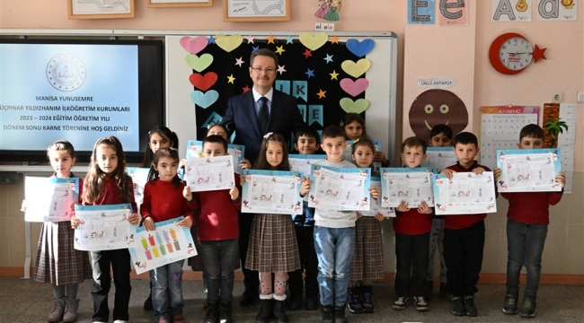 Manisa'da 301 bin 285 öğrenci karne aldı