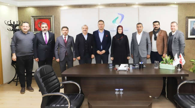 Rektör Kibar Akhisar TSO'yu ziyaret etti