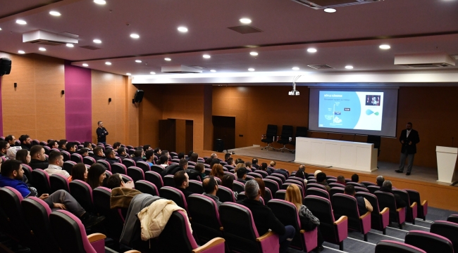 Salihli'de endüstriyel işletmelerde su verililiği semineri