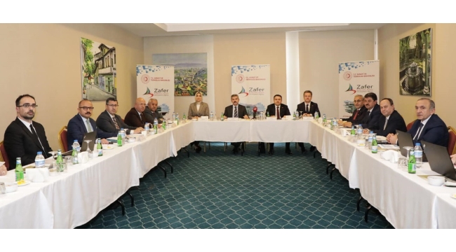 Vali Ünlü Kütahya'da