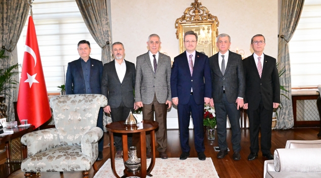 Vali Ünlü'ye ziyaretler sürüyor