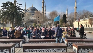 Akhisar'lı kadınlar Sultanahmet'e