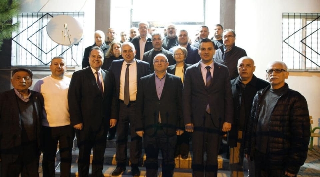  Başkan adayları hızır lokması hayrına katıldı