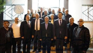  Başkan adayları hızır lokması hayrına katıldı