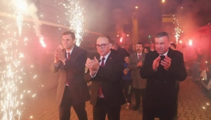 Başkan adaylarına muhteşem karşılama