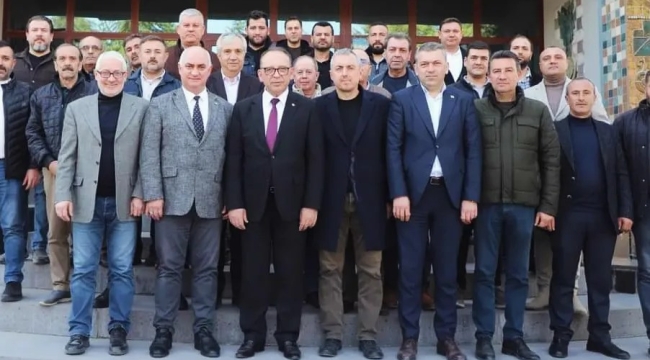 Başkan Akın ticaret borsasını ziyaret etti