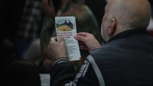 Başkan Dutlulu'nun elden ele dolaşan seçim afişi
