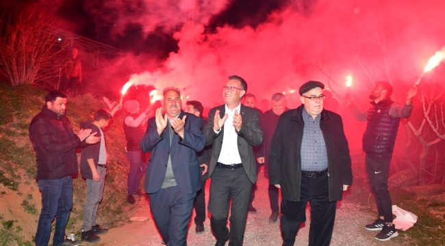  Başkan Öküzcüoğlu Gülenyaka mahallesinde böyle karşılandı