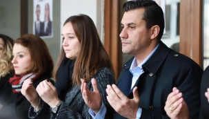 CHP'li Başkan adayları dua etti