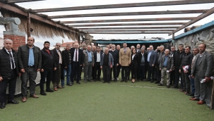 CHP'li başkan adayları Gördes'te muhtarlar toplantısına katıldı