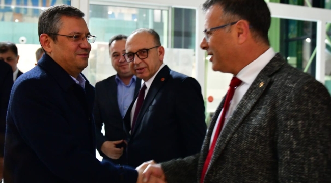 CHP lideri Özel Manisa'da