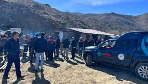 Elazığ'da madende göçük:3 işçi toprak altında