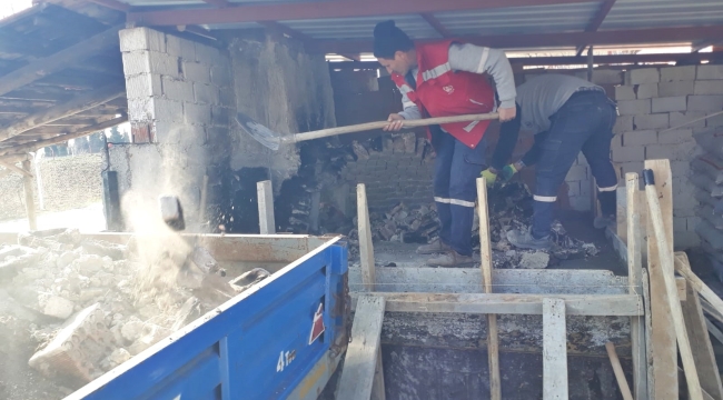 Gökçehame'li kadınlar istedi eskiyen mahalle fırın onarıldı