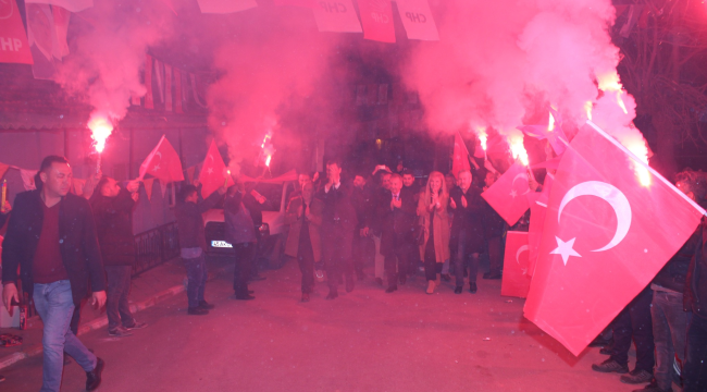 Gökeyüp'te yer yerinden oynadı