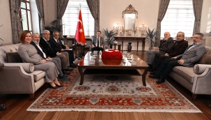 Manisa kültür ve tabiat varlıkları koruma ve çevre derneği vali Ünlü'yü ziyaret etti