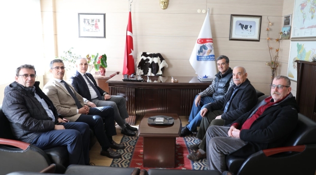Müdür Öztürk,Manisa sığır yetiştiricileri birliğinde