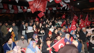 Nurlu'nun Adala toplantısı mitinge dönüştü