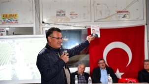 Öküzcüoğlu hem kendine hemde Zeyrek'e oy istedi