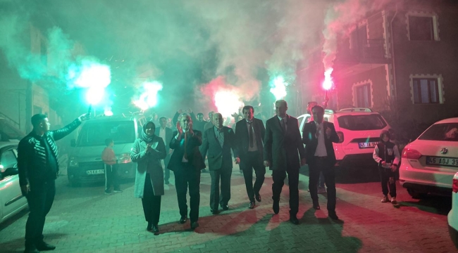 Sarıgöl'lüler Zeyrek'i meşalelerle karşıladı