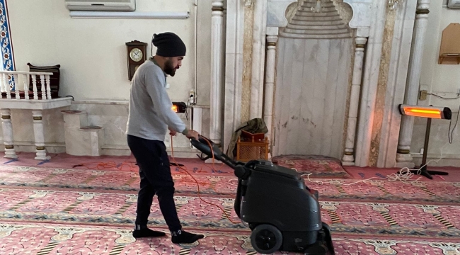 Saruhanlı'da belediye camileri ramazana hazırlıyor