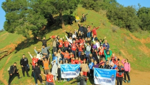 TURBELDAK 100. etkinliğini özel yürüyüşle kutladı