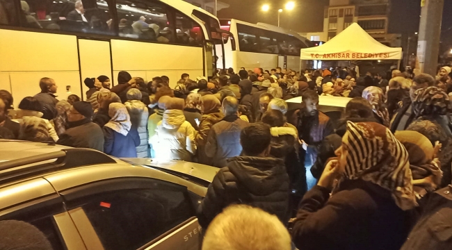 Umre ziyaretcileri yola çıktı