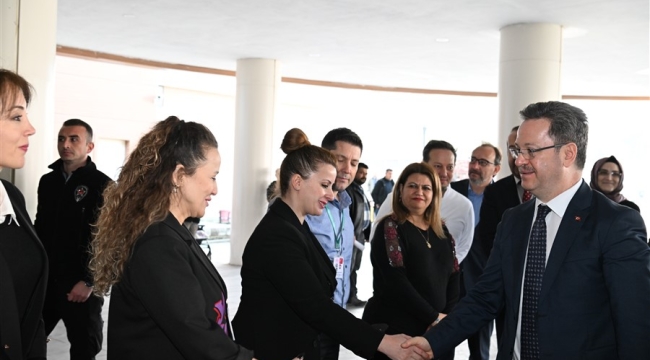 Vali Ünlü'nün hastane ziyareti