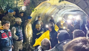 Yaşamını yitiren madenci toprağa verildi