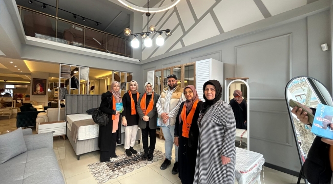 AKP'li kadın kolları Horozköy'de esnaf ziyareti