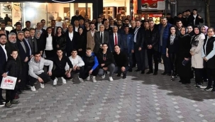 AKP'liler sahurda buluştu