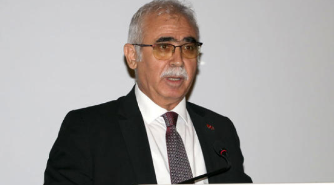 Anayasa mahkemesi'nin yeni başkanı Kadir Özkaya 