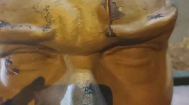 Atatürk büstüne baltayla saldıran kişi yakalandı