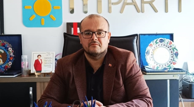 Başkan Bulut'un afiş isyanı:afişlerimizi yırtıyorlar başkanın afişlerini asıyorlar