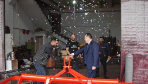 Başkan Dutlulu'yu esnaflar böyle karşıladı