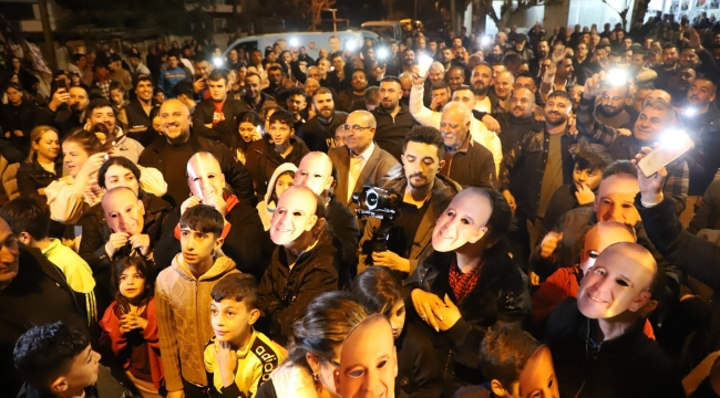 Başkan maskesi takan Atatürk mahallesinden Akın'a tam destek