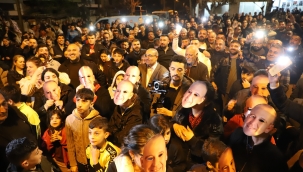 Başkan maskesi takan Atatürk mahallesinden Akın'a tam destek