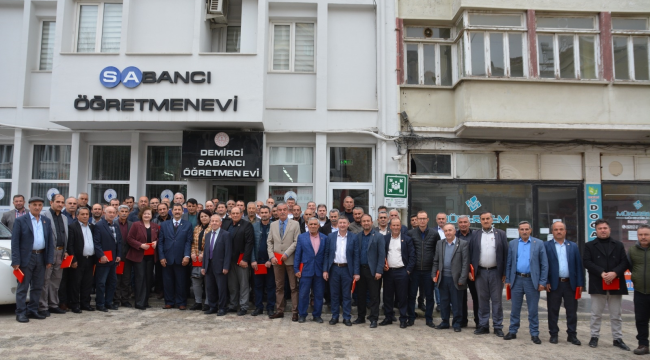 Başkan Selcuk muhtarları kahvaltıda ağırladı