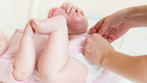 Bebeklerini satıyorlar!